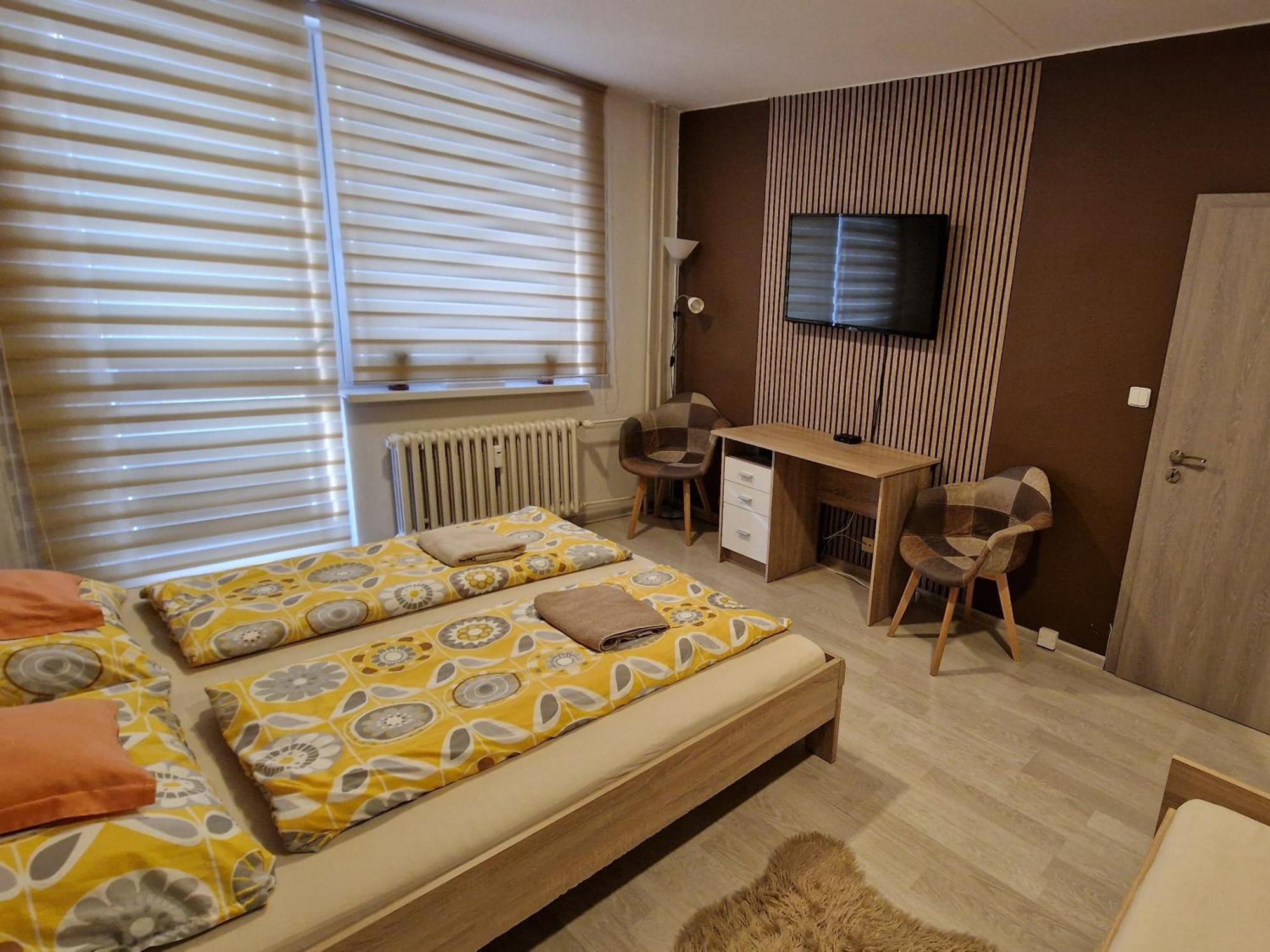 Apartman Valentina 兹林 外观 照片