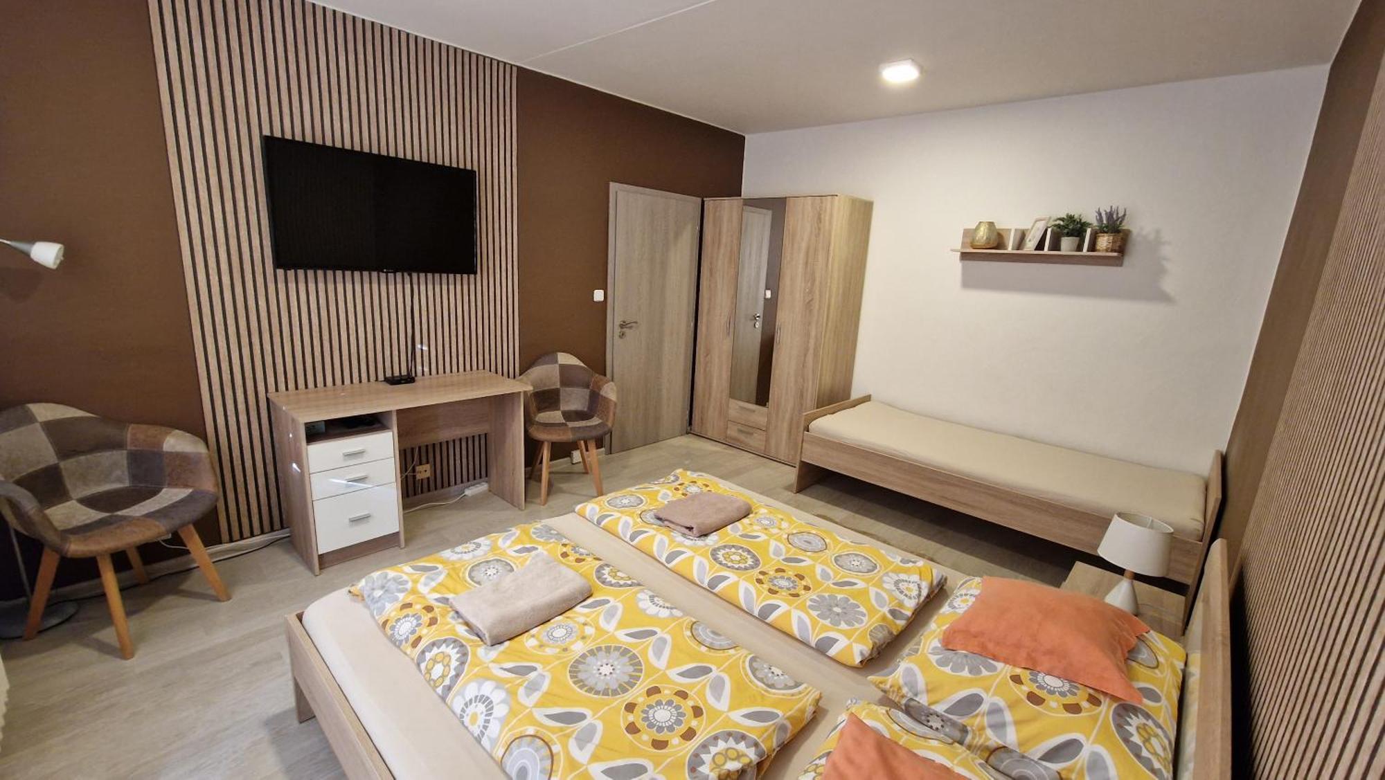 Apartman Valentina 兹林 外观 照片
